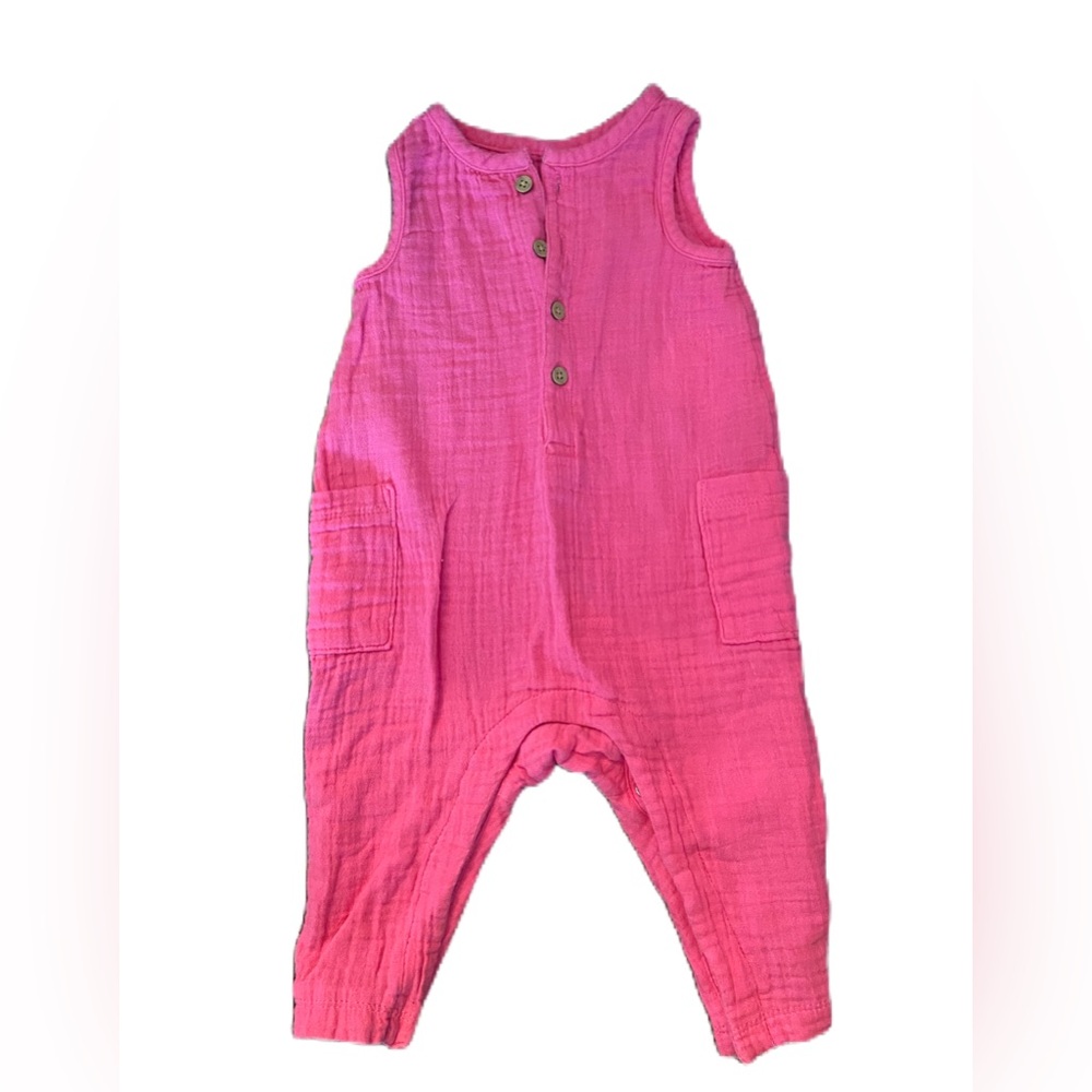 Old Navy Romper - 6-12months